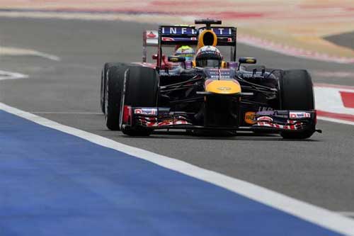 F1- Phân hạng Bahrain GP: Nico Roberg bất ngờ đoạt pole - 2