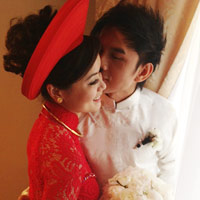 Ca nhạc - MTV - Đan Trường mặc áo dài hôn cô dâu Thủy Tiên