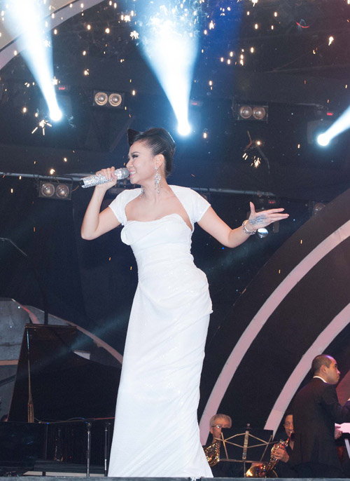 Sợ quên, Thu Minh chép bài hát ra tay - 14