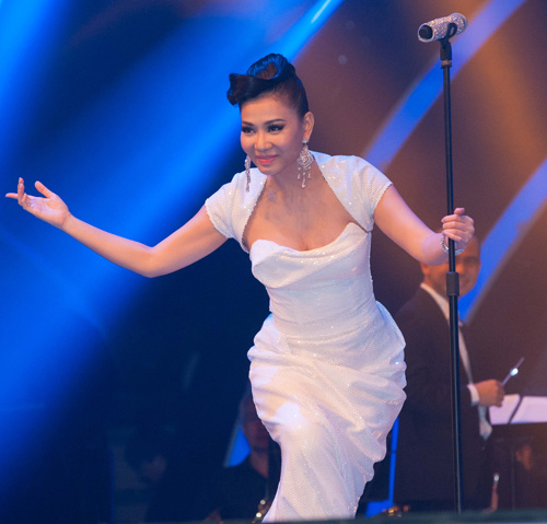 Sợ quên, Thu Minh chép bài hát ra tay - 13