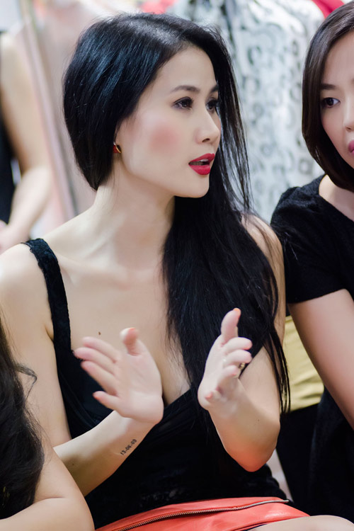 Ngọc Oanh xinh và hiền như tiểu thư - 16