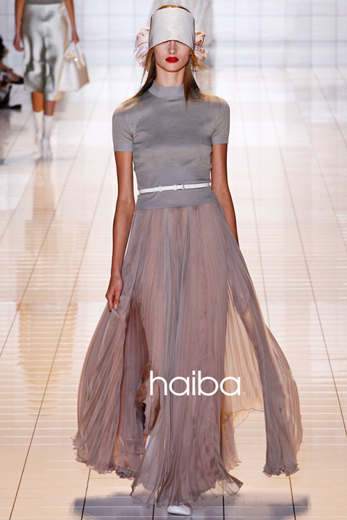 Chất liệu giúp phụ nữ phô trương nét đẹp - 11