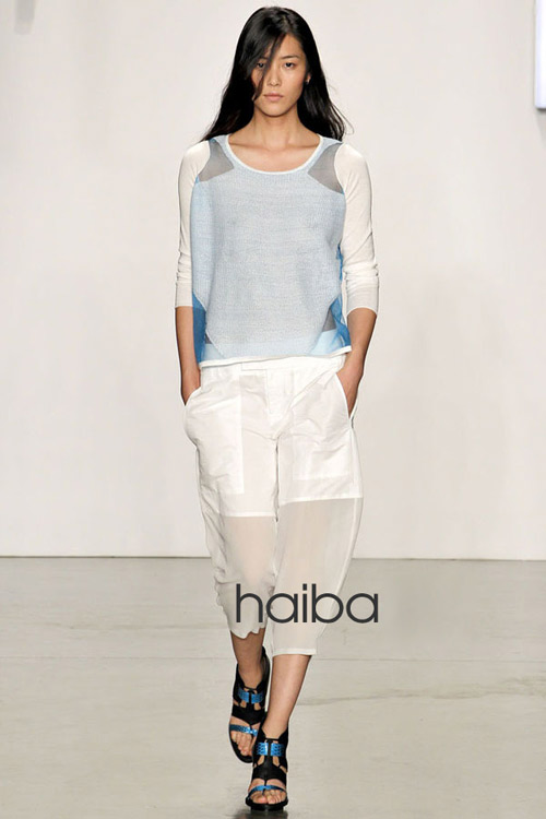 Chất liệu giúp phụ nữ phô trương nét đẹp - 17