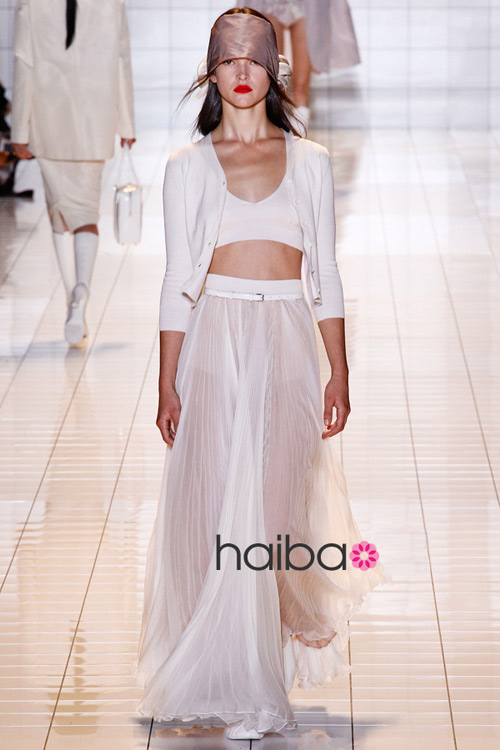 Chất liệu giúp phụ nữ phô trương nét đẹp - 12