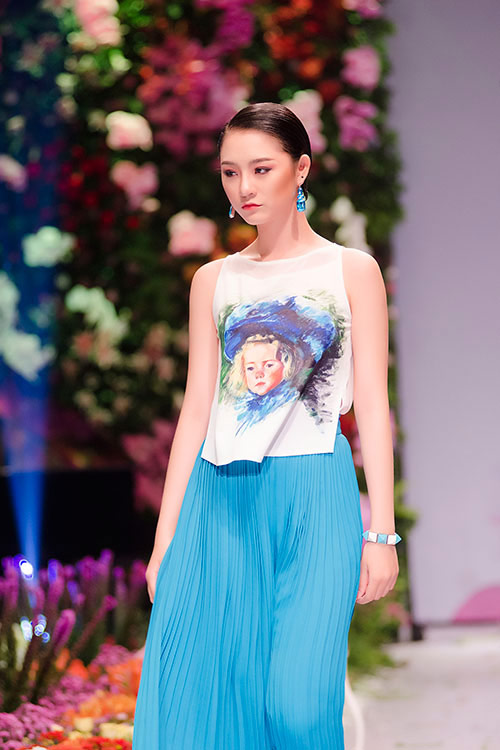 Ngọc Oanh tựa thiên thần trên sân khấu - 11