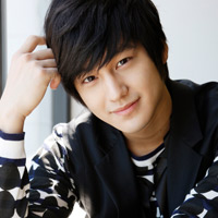 - Chàng Gốm Vườn sao băng đến Việt Nam