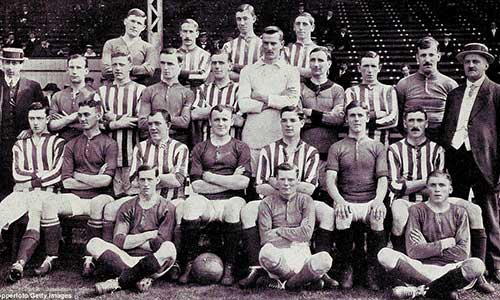 Điểm lại những mùa giải thành công của MU - 2