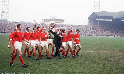 Điểm lại những mùa giải thành công của MU - 4