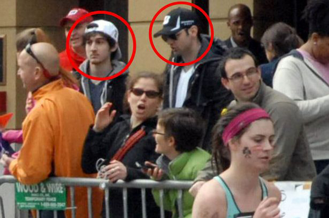 Sau khi bị lộ mặt từ những tấm ảnh của khán giả có mặt tại giải marathon Boston và băng ghi hình tại hiện trường, anh em nhà Tsarnaev đã bị cảnh sát truy đuổi. Tamerlan thiệt mạng sau vụ đấu súng, còn Dzhokhar bị bắt.
