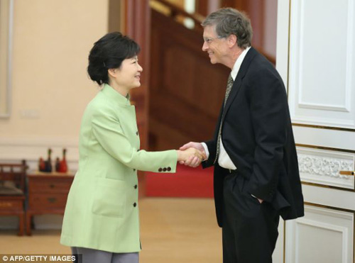 Bill Gates bị chỉ trích vô lễ với TT Hàn Quốc - 1
