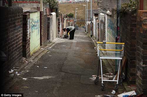 Anh: Đổ xô mua nhà giá... 1 bảng - 4