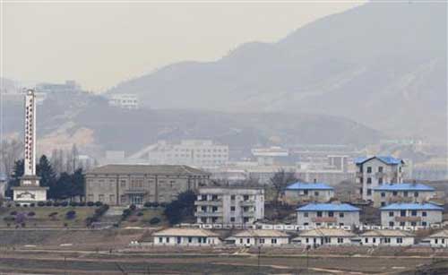 HQ "xuống nước" mời Triều Tiên đối thoại - 1