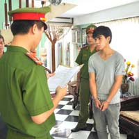 Tin Đà Nẵng - Khởi tố đối tượng chém 2 người thương tích