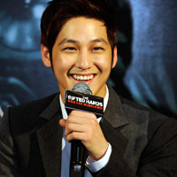 - Kim Bum "ngượng" khi nói đến chuyện yêu