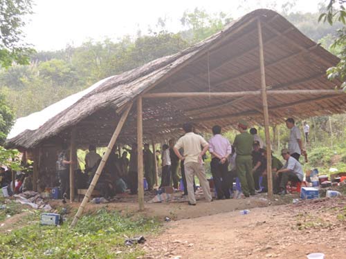 Bắt 60 con bạc sát phạt nhau trên núi - 3