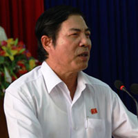 Tin tức trong ngày - Ông Bá Thanh: "Bà con cứ điện cho tui!"