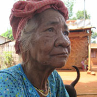 Tin tức trong ngày - Kỳ lạ bộ tộc... cà răng căng tai