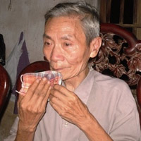 “Dị nhân“ ở HN hơn 20 năm không ăn cơm