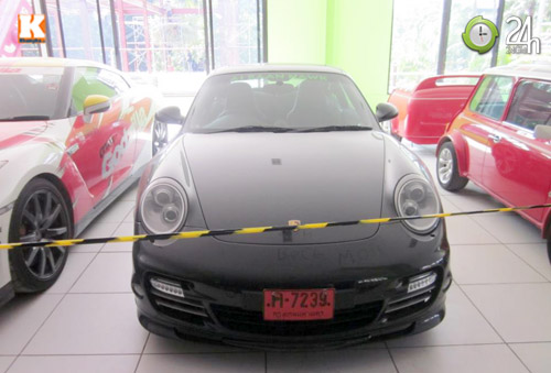 'Hoa mắt' dàn siêu xe của đại gia Thái Lan - 3