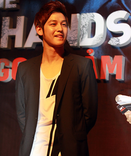 Kim Bum liên tục nói "Anh yêu em" với fan - 9