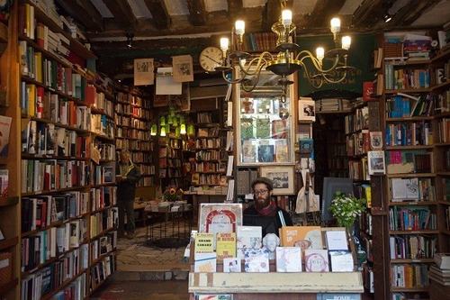 Đến Paris thăm hiệu sách cổ đẹp nhất thế giới - 4