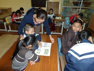 Lớp học đặc biệt ở chùa Hương Lan - 1