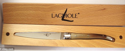 Cựu tổng thống Pháp tặng Obama 40.000 đô - 5