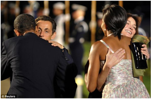 Cựu tổng thống Pháp tặng Obama 40.000 đô - 9