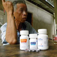 Tin tức trong ngày - Bỗng dưng nhiễm HIV: Vẫn đòi minh oan