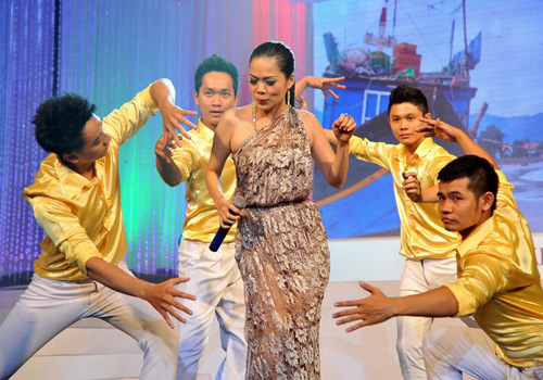 Mỹ Lệ mặn mà tuổi ngoại tứ tuần - 3