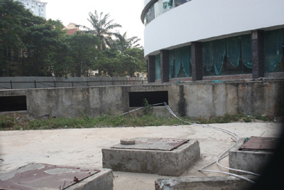 Bệnh viện 5 sao thành... nhà hoang ở HN - 6