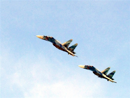 "Đại bàng" SU 30 tuần tra tại Trường Sa - 4