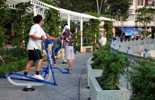 Hình ảnh "lạ" trong công viên ở TPHCM - 8