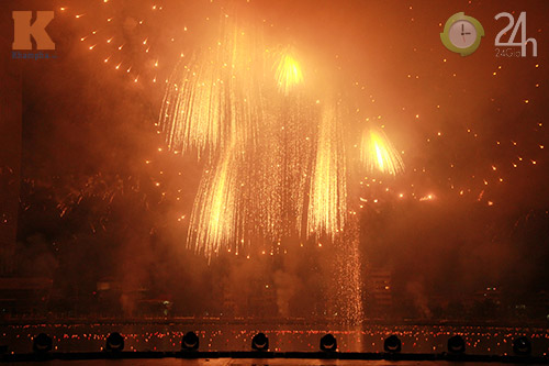 "Bữa tiệc" pháo hoa trên bến sông Hàn - 4