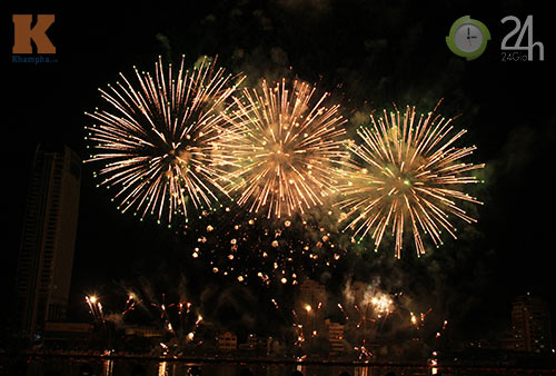 "Bữa tiệc" pháo hoa trên bến sông Hàn - 8