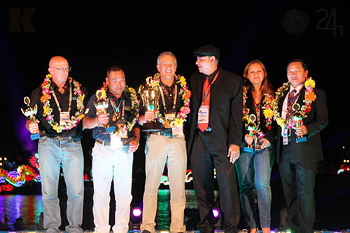 Mỹ vô địch cuộc thi trình diễn pháo hoa 2013 - 12