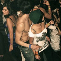 Sức khỏe đời sống - Thiếu gia triệt sản để thỏa sức ăn chơi