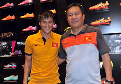 BĐVN: Ông chủ tịch & chuyện thầy nội, thầy ngoại - 1