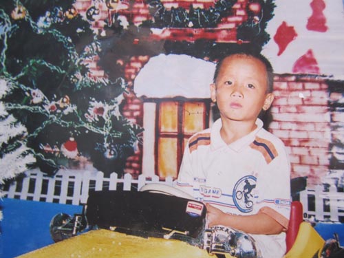 Hai bé trai chết thảm trên đường cao tốc - 2