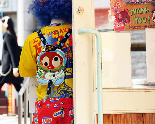 Ngỡ ngàng trước tín đồ thời trang Á - 4