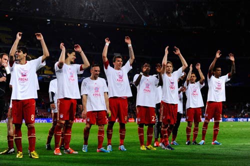 Bayern & “cú ăn 3”: Quà mừng Pep - 1