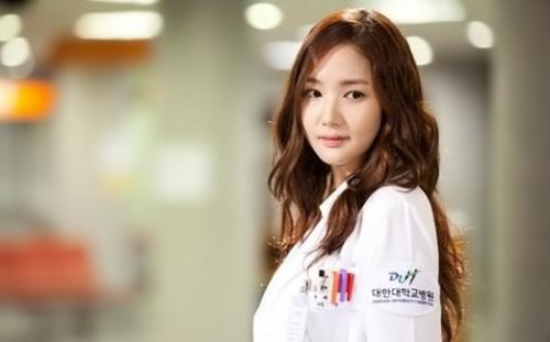 4 nữ bác sĩ xinh đẹp của màn ảnh Hàn - 1