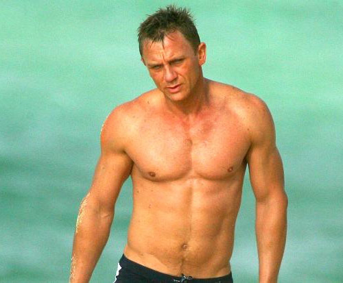 Bỏng mắt xem sao khoe thân hình bãi biển - 2