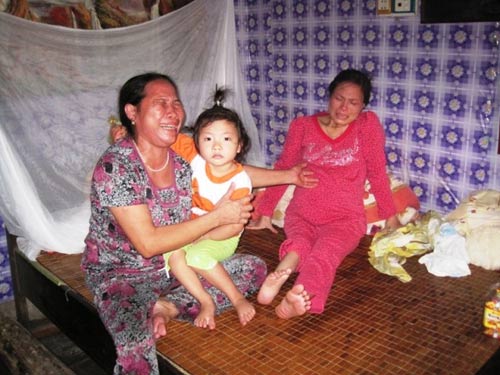 Vụ clip chém người dã man: Vì… 50cm đất - 2