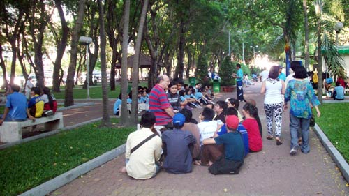 Lớp học ngoại ngữ “di động” - 2