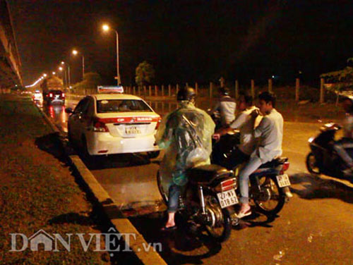 Hà Nội mênh mông nước sau cơn mưa lớn - 2