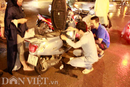 Hà Nội mênh mông nước sau cơn mưa lớn - 6