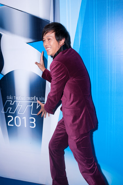 Nghẹt thở ngắm người đẹp tại HTV Awards - 8