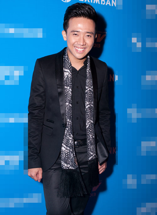 Nghẹt thở ngắm người đẹp tại HTV Awards - 9