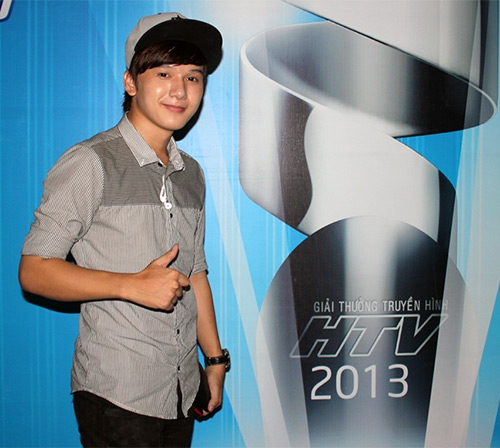 Nghẹt thở ngắm người đẹp tại HTV Awards - 17